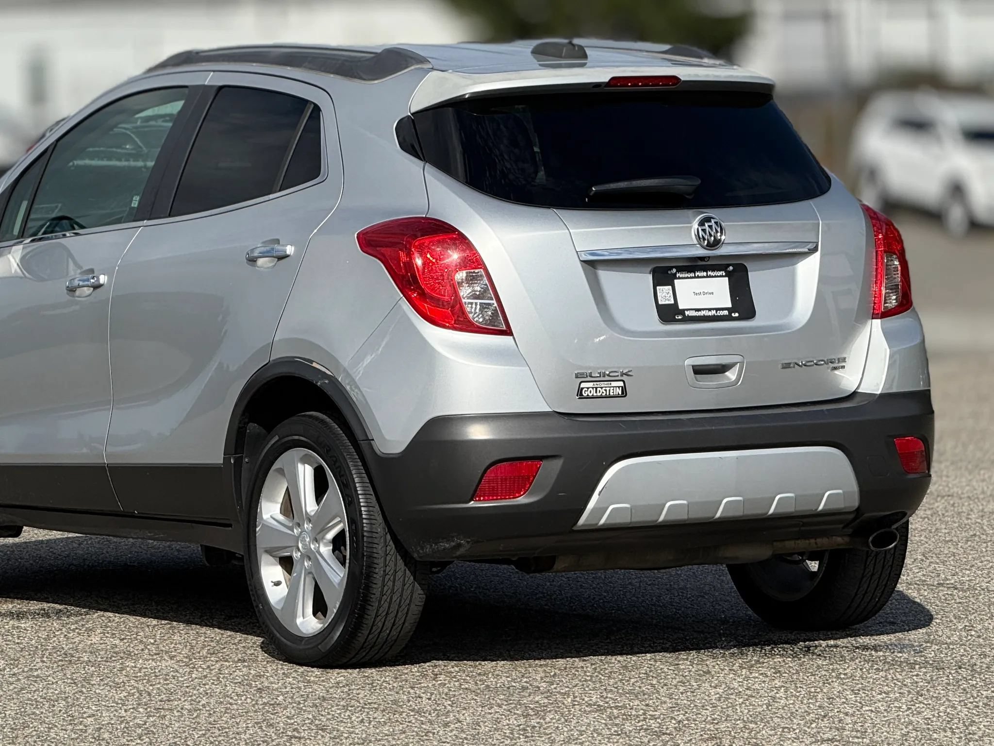 Used 2015 Buick Encore Convenience AWD/4WD image 16