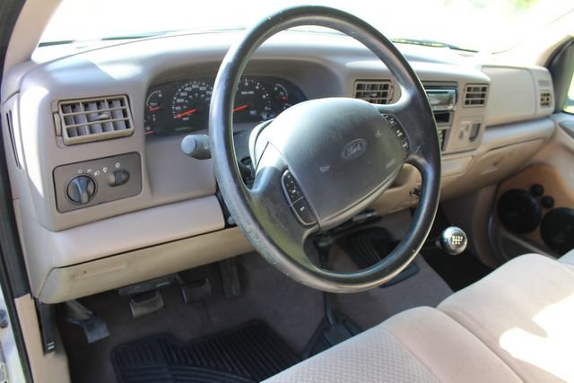 Used 2003 Ford F250 XLT AWD/4WD image 15