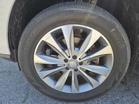 Used 2014 Mercedes-Benz GL 450 4MATIC image 26