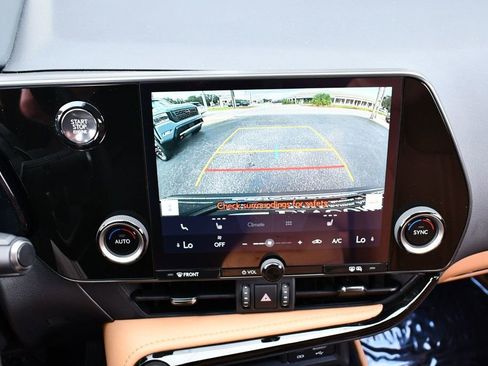 Used 2025 Lexus NX 250 FWD w/ Towing Package (2000 Lbs) image 53