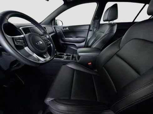 Used 2020 Kia Sportage S FWD image 13