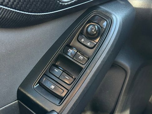 Used 2019 Subaru Crosstrek 2.0i Premium w/ Popular Package #4 image 30