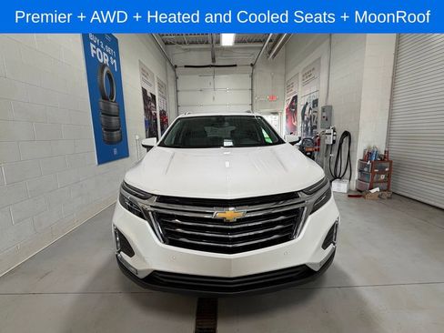 Used 2023 Chevrolet Equinox Premier image 2