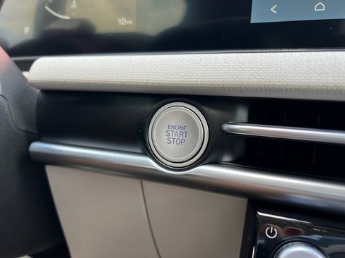 New 2025 Hyundai Tucson SEL image 13