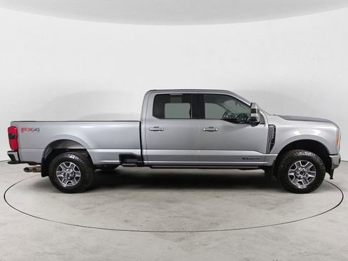 Used 2023 Ford F350 Lariat w/ Lariat Ultimate Package image 6