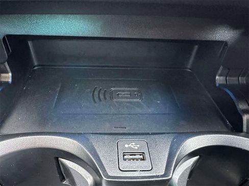 Certified 2025 BMW 330i xDrive Sedan w/ Convenience Package image 25