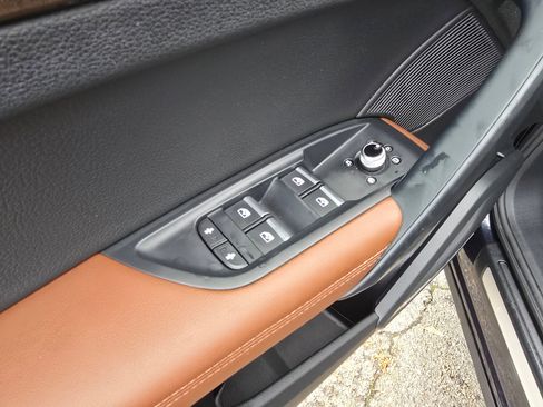 Used 2019 Audi Q5 Prestige w/ Prestige Package image 25