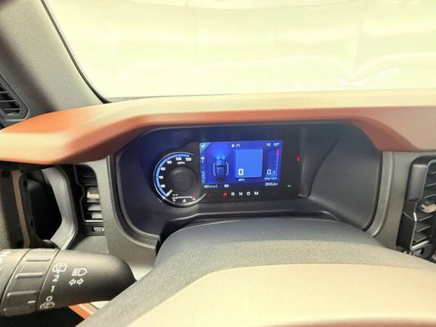Used 2024 Ford Bronco Outer Banks AWD/4WD image 32