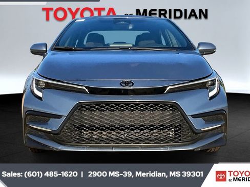 Used 2024 Toyota Corolla SE image 3