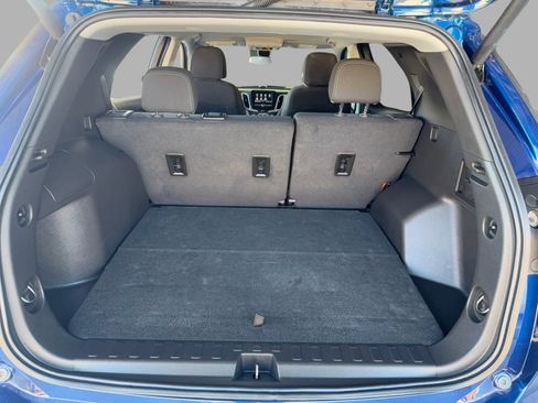 Used 2023 Chevrolet Equinox LT w/ Driver Convenience Package FWD image 15