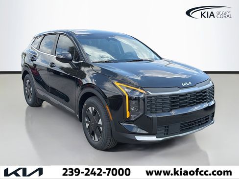 New 2026 Kia Sportage LX FWD image 1