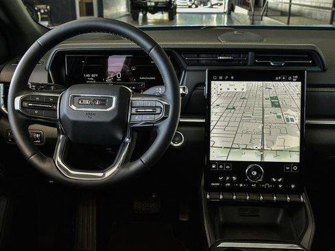 New 2025 GMC Terrain Elevation w/ Technology Package II AWD/4WD image 18