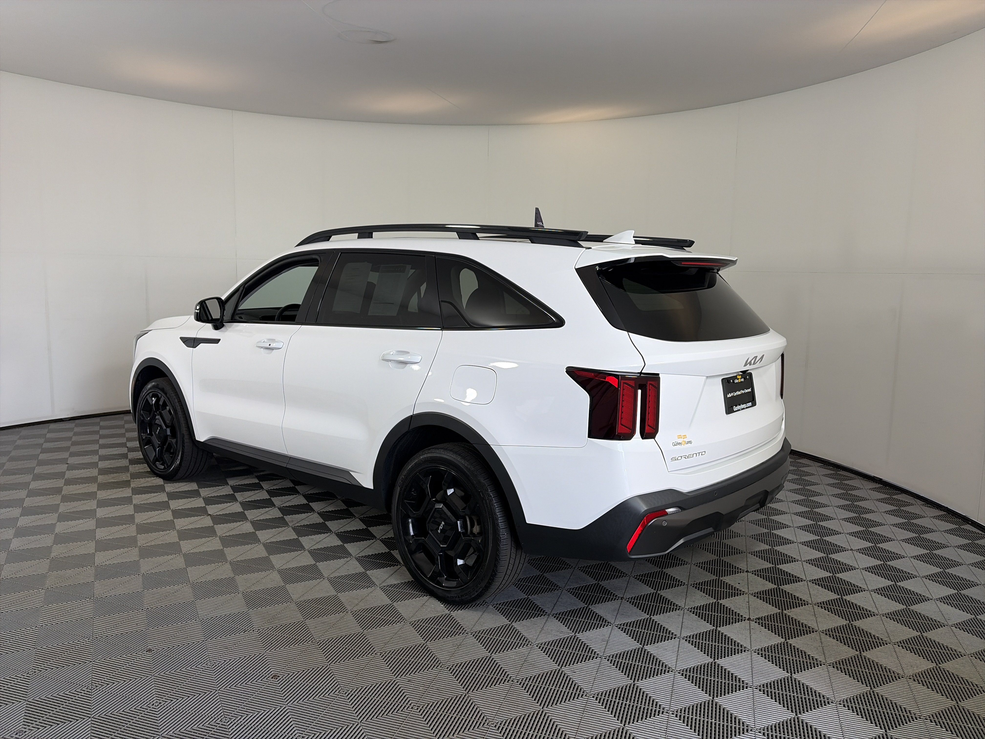 Certified 2024 Kia Sorento X-Line EX AWD/4WD image 8