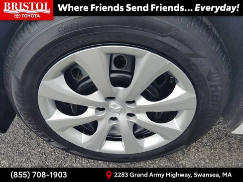Used 2026 Toyota Corolla LE FWD image 10