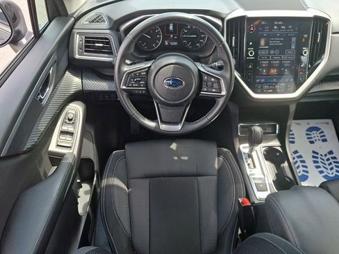 Used 2023 Subaru Ascent Premium w/ Convenience Package AWD/4WD image 11