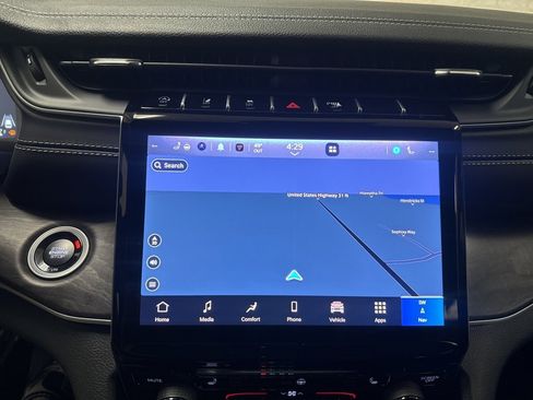 New 2025 Jeep Grand Cherokee L Limited w/ Black Appearance Package image 29