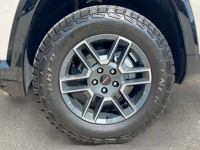 New 2026 GMC Terrain AT4 w/ Convenience Package III AWD/4WD image 19