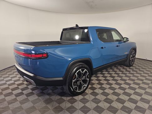 Used 2023 Rivian R1T Adventure image 5
