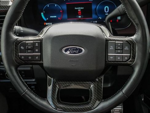 Used 2024 Ford F250 Lariat w/ Lariat Ultimate Package AWD/4WD image 39