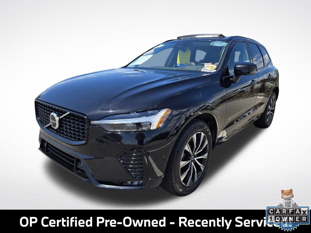 Used 2024 Volvo XC60 B5 Plus AWD/4WD image 3