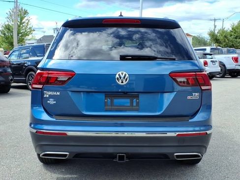 Used 2018 Volkswagen Tiguan SE AWD/4WD image 4