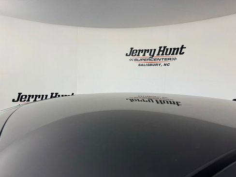 Used 2024 Nissan Versa S w/ S Plus Package image 5