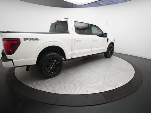 Used 2024 Ford F150 Platinum w/ FX4 Off-Road Package image 34