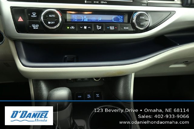 Used 2019 Toyota Highlander XLE w/ Protection Package #3 AWD/4WD image 32
