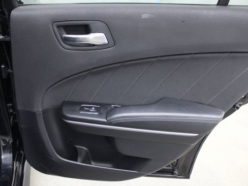 Used 2019 Dodge Charger Scat Pack image 25