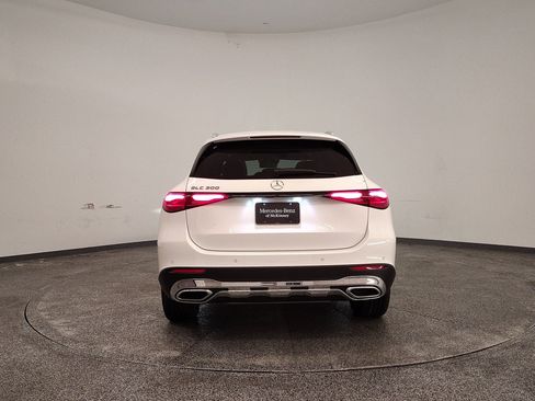 Used 2026 Mercedes-Benz GLC 300 image 9