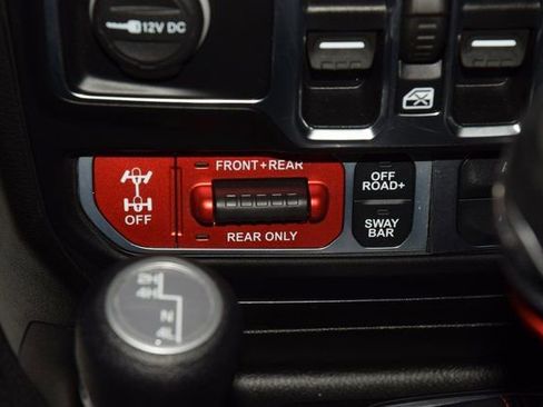 Used 2021 Jeep Wrangler Unlimited Rubicon AWD/4WD image 34