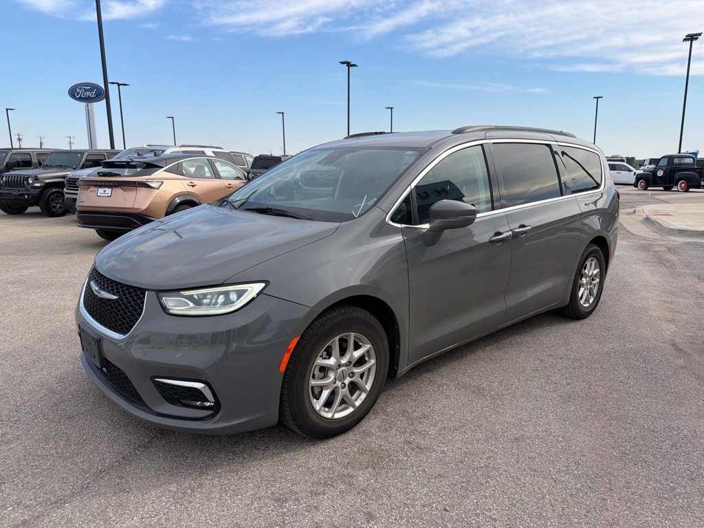 Used 2022 Chrysler Pacifica Touring-L FWD image 9