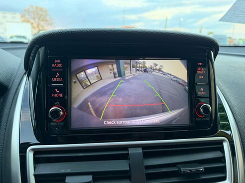 Used 2020 Mitsubishi Eclipse Cross ES image 26