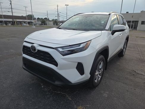 Used 2024 Toyota RAV4 XLE FWD image 1