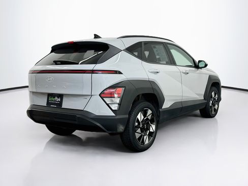 Used 2025 Hyundai Kona SEL AWD/4WD image 9