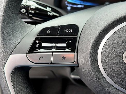 New 2026 Hyundai Elantra SE image 12