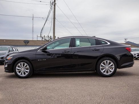 Used 2024 Chevrolet Malibu LT image 4