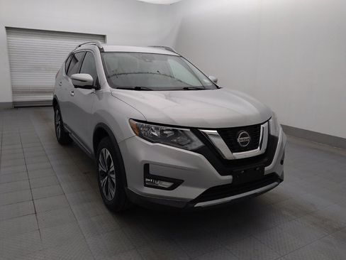 Used 2018 Nissan Rogue SL image 13