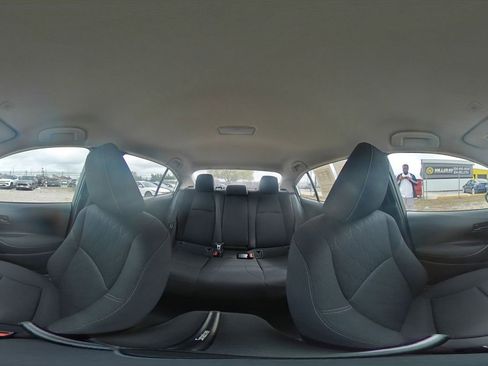 Used 2025 Toyota Corolla LE FWD image 40