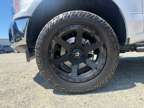 Used 2019 Ford F150 XLT w/ Equipment Group 302A Luxury AWD/4WD image 9