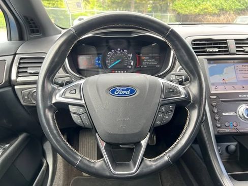 Used 2019 Ford Fusion Sport AWD/4WD image 18