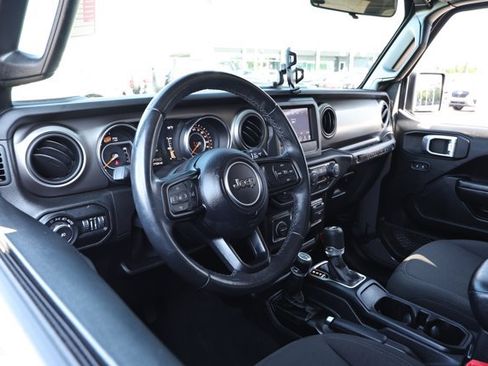 Used 2020 Jeep Wrangler Sport AWD/4WD image 23
