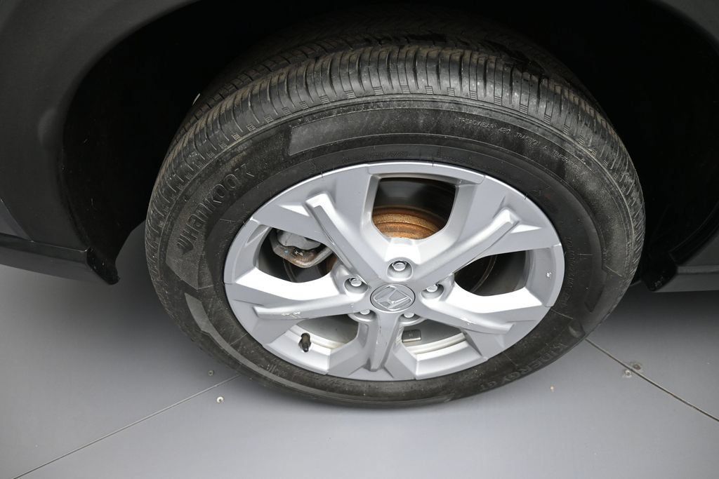 Used 2024 Honda HR-V LX image 12