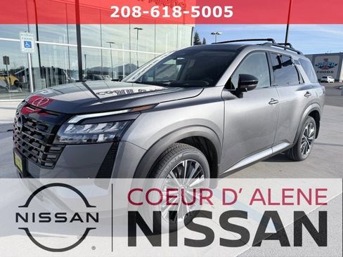 New 2026 Nissan Pathfinder Platinum AWD/4WD image 1