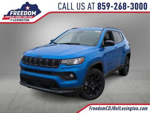 New 2026 Jeep Compass Latitude AWD/4WD image 1