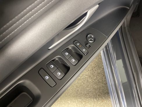 New 2026 Hyundai Elantra Limited w/ Cargo Package image 18