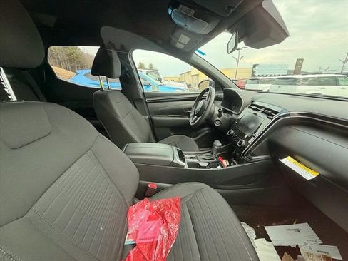 Used 2024 Hyundai Santa Cruz SE image 8