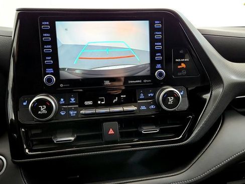 Used 2021 Toyota Highlander XSE AWD/4WD image 33