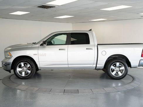 Used 2018 RAM 1500 Big Horn image 4