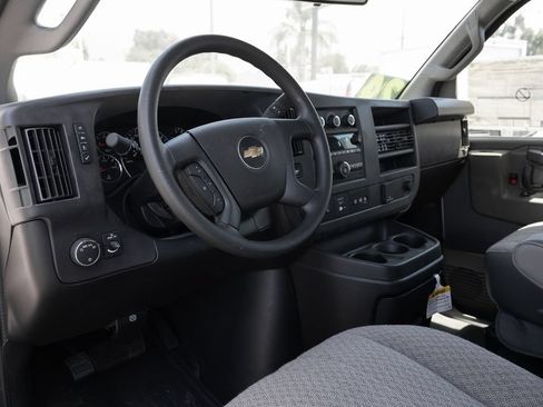 Used 2024 Chevrolet Express 3500 w/ Power Convenience Package RWD image 16
